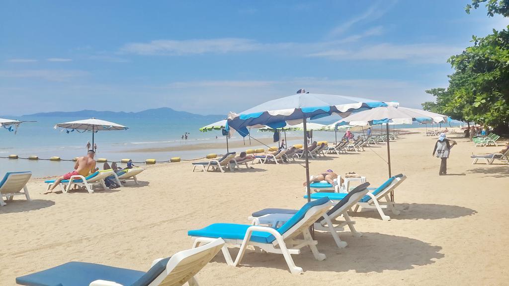 Butterfly Garden Boutique Residences By Frasier, A Lifestyle Destination Apt And Villas 1 To 3 Bedroom Units, 2 Full Bathrooms, Rain Shower, Spa Bath, Complete Kitchen, Staff 24-7,Fast Fiber Optic Wifi, 55" Smart Tv'S, Free Bbq, Pattaya Quarto foto